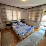 Daire Biser Private Free Parking *