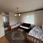 Biser Private Free Parking Daire