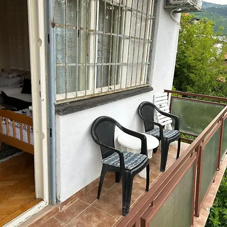 Biser Private Free Parking * Sarajevo