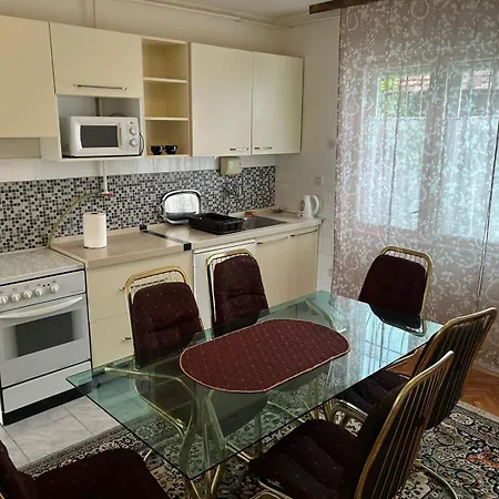 Apartment Biser Private Free Parking