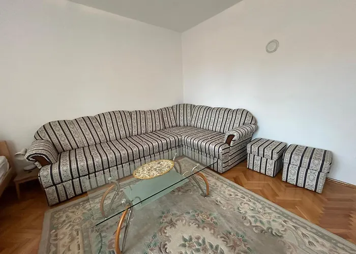 Biser Private Free Parking * Sarajevo