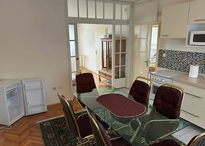 Biser Private Free Parking Apartman *