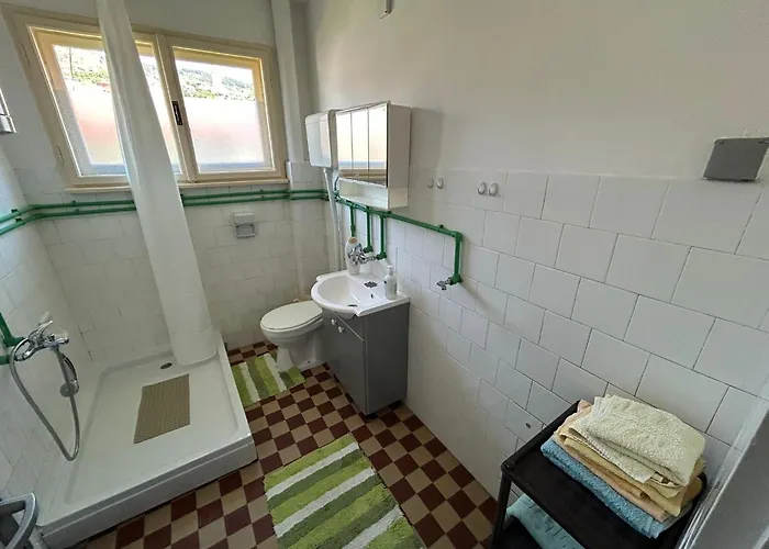 Biser Private Free Parking Apartment